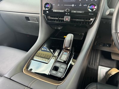2025 Toyota ALPHARD — фото 21
