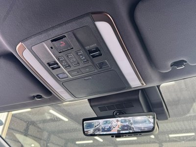 2025 Toyota ALPHARD — фото 70