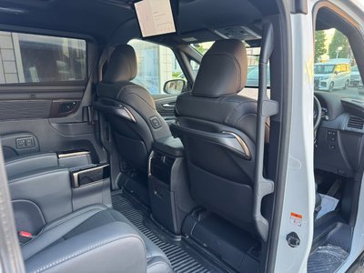 2025 Toyota ALPHARD — фото 28