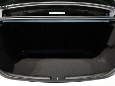 صورة مصغرة 43 لـ 2025 Mercedes-BENZ C-CLASS