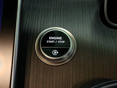 صورة مصغرة 19 لـ 2025 Mercedes-BENZ C-CLASS