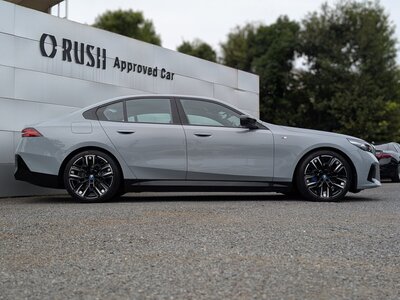 2024 BMW I5 照片 2
