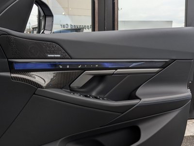 2024 BMW I5 thumbnail 33