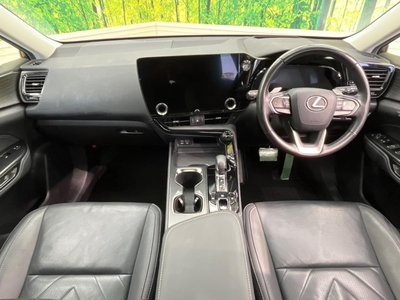 2023 Lexus NX photo 2