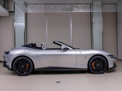 2024 Ferrari ROMA SPIDER 照片 9