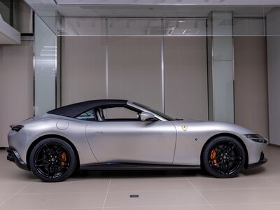 2024 Ferrari ROMA SPIDER 照片 11