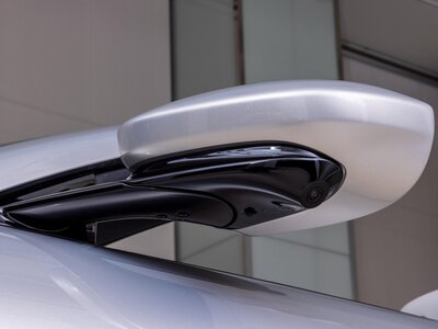2024 Ferrari ROMA SPIDER 照片 25