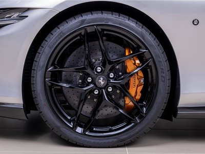 2024 Ferrari ROMA SPIDER 照片 36