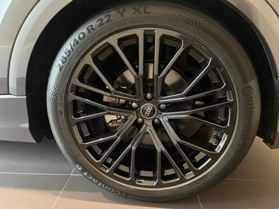 2026 AUDI Q8 photo 6
