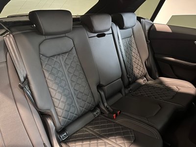 2026 AUDI Q8 photo 10