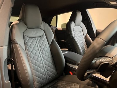 2026 AUDI Q8 photo 9
