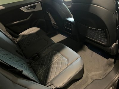 2026 AUDI Q8 photo 11