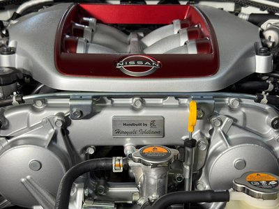2025 Nissan GT-R — миниатюра 20