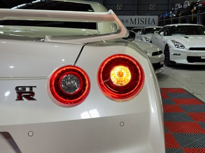 2025 Nissan GT-R — миниатюра 42