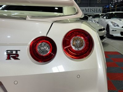 2025 Nissan GT-R — миниатюра 37