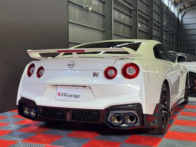 2025 Nissan GT-R — миниатюра 32