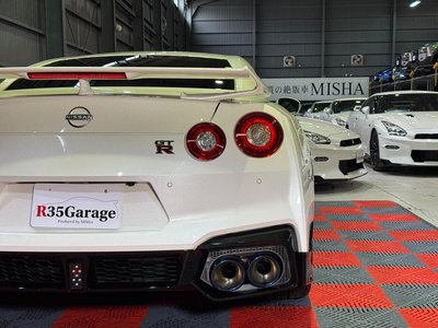 2025 Nissan GT-R — миниатюра 36