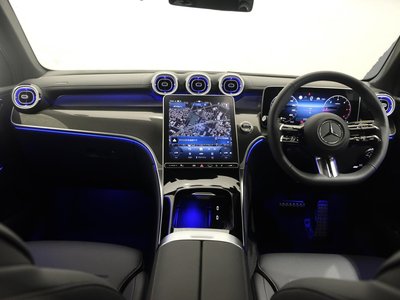 2026 Mercedes-BENZ GLC photo 6