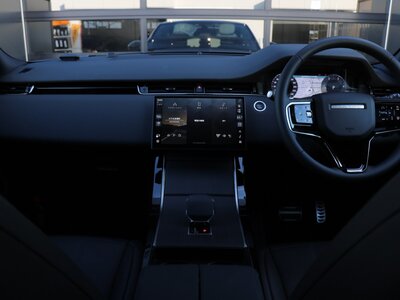 2025 LAND Rover RANGE ROVER EVOQUE — миниатюра 15
