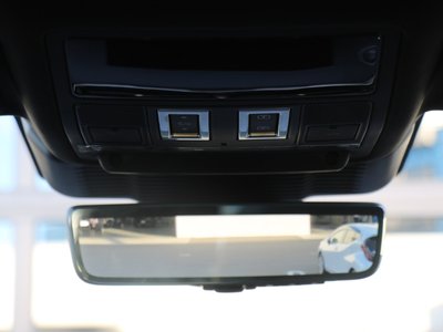 2025 LAND Rover RANGE ROVER EVOQUE — миниатюра 89