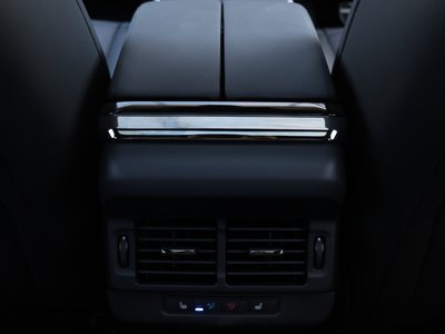2025 LAND Rover RANGE ROVER EVOQUE — миниатюра 147