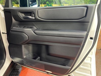 صورة 40 لـ 2025 Toyota LAND CRUISER 250