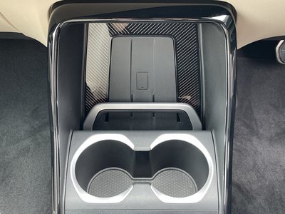 2025 BMW IX1 thumbnail 32
