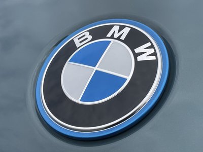 2025 BMW IX1 thumbnail 65