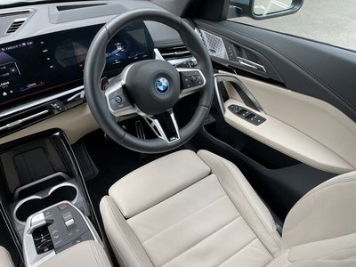 2025 BMW IX1 thumbnail 20