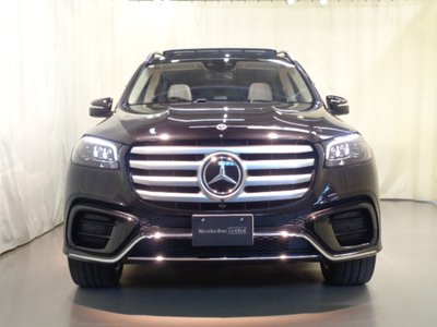 2024 Mercedes-BENZ GLS photo 2