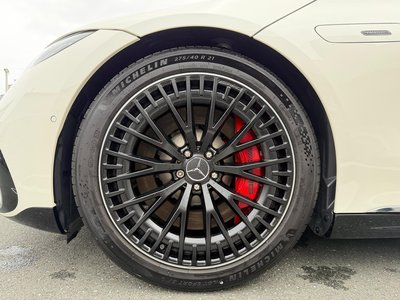 2024 Mercedes-BENZ EQS AMG photo 11