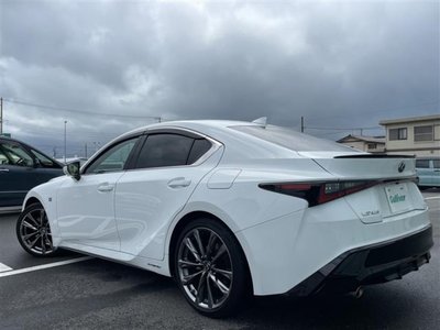 2021 Lexus IS thumbnail 45