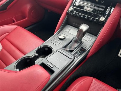 2021 Lexus IS thumbnail 27
