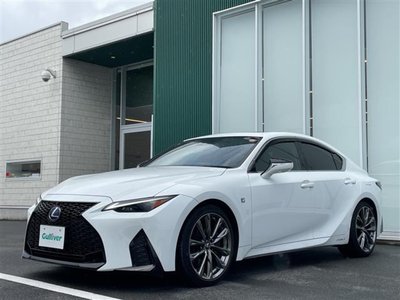 2021 Lexus IS thumbnail 41