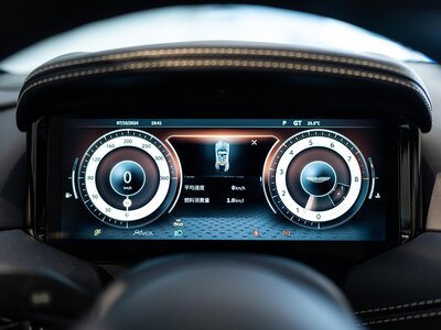2024 Aston Martin DB12 — фото 48