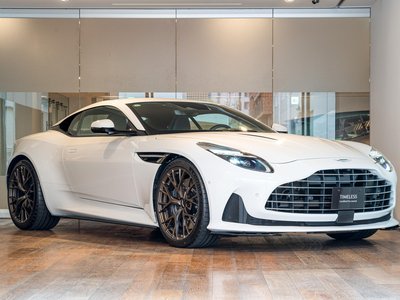2024 Aston Martin DB12 — фото 9