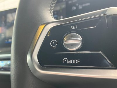 2025 BMW I7 thumbnail 22