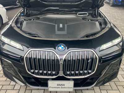 2025 BMW I7 thumbnail 54