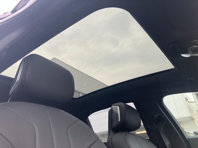2025 BMW I7 photo 8