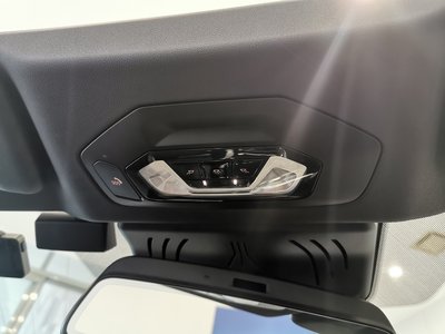 2023 BMW 4 SERIES CABRIOLET thumbnail 31