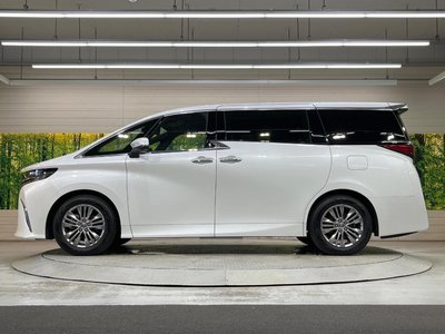 صورة 63 لـ 2024 Toyota ALPHARD