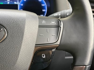 صورة 32 لـ 2024 Toyota ALPHARD