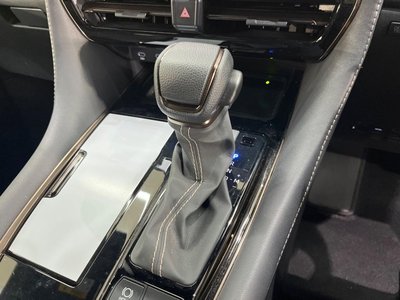 صورة 35 لـ 2024 Toyota ALPHARD