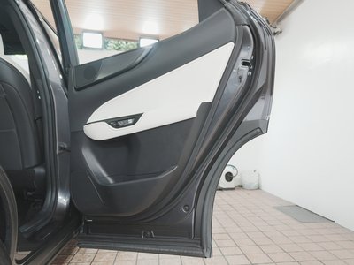 صورة 47 لـ 2023 Lexus NX