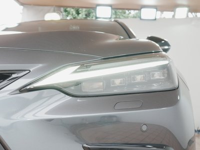 صورة 60 لـ 2023 Lexus NX