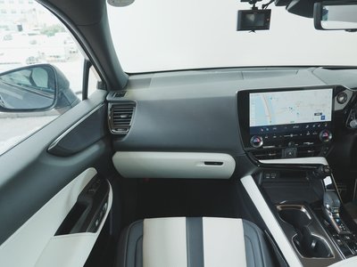 صورة 36 لـ 2023 Lexus NX