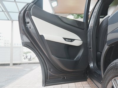 صورة 48 لـ 2023 Lexus NX