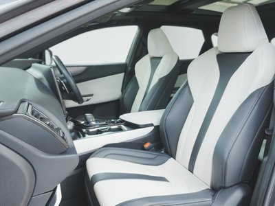 صورة 38 لـ 2023 Lexus NX