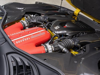 صورة 30 لـ 2025 Ferrari 12 CILINDRI