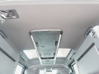 صورة 13 لـ 2023 Toyota VELLFIRE
